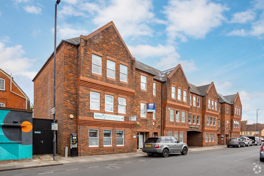 Brown St, Salisbury for lease - Primary Photo - Image 1 of 22
