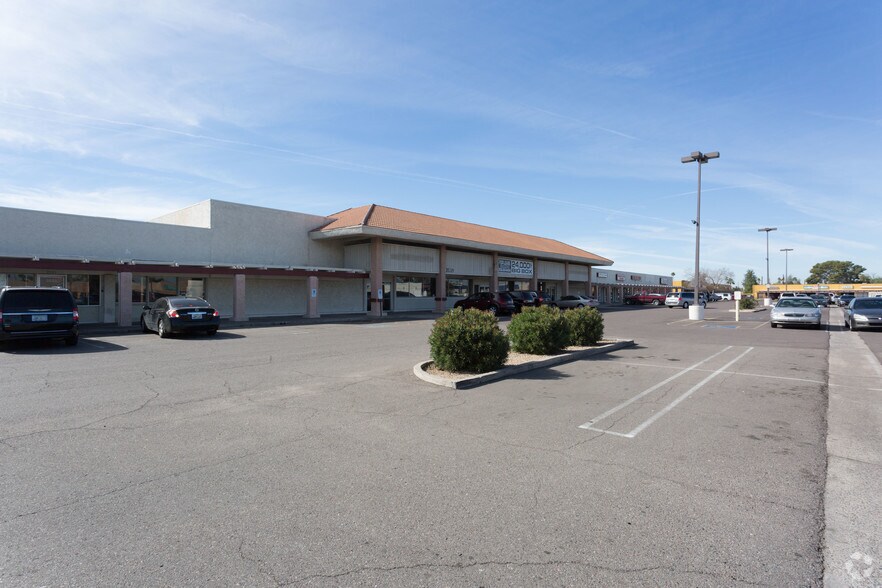 3515-3559 W Northern Ave, Phoenix, AZ à louer - Photo principale - Image 1 de 34