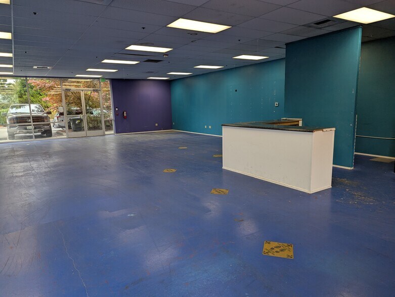 3330 Pacific Ave SE, Olympia, WA à louer - Photo du bâtiment - Image 3 de 10