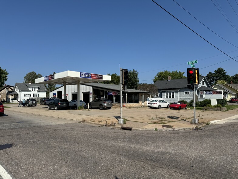 2202 N 6th St, Wausau, WI for sale - Building Photo - Image 1 of 20