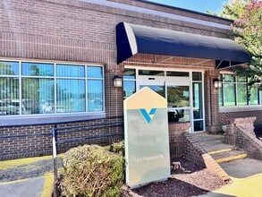 5310 Valley Park Dr, Roanoke, VA for lease Interior Photo- Image 2 of 4