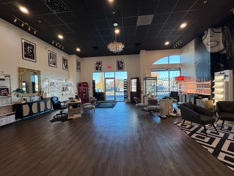 10779 Alpharetta Hwy, Roswell, GA for lease - Building Photo - Image 3 of 11