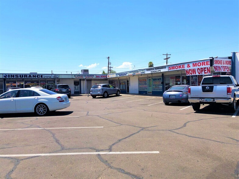 4108-4130 N 27th Ave, Phoenix, AZ à louer - Photo du bâtiment - Image 3 de 3