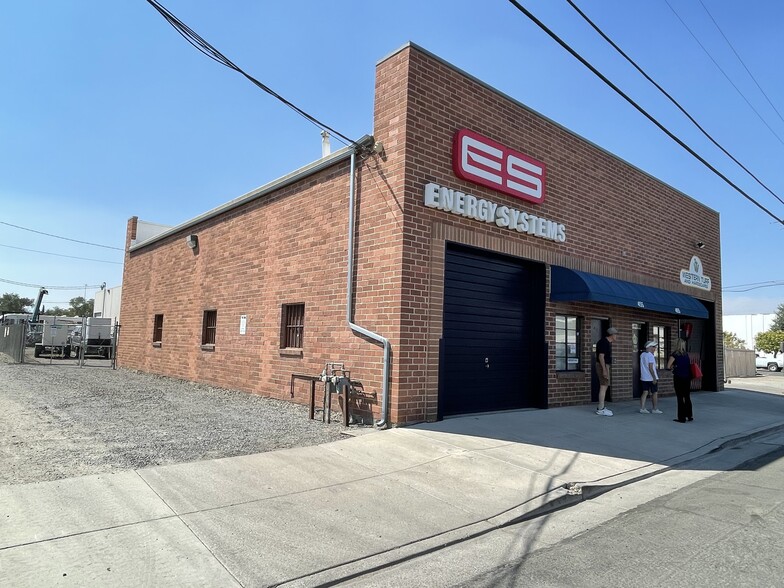 455-465 Tacchino St, Reno, NV for lease - Building Photo - Image 1 of 12