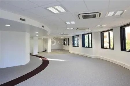 Bureau dans Levallois-Perret à louer - Photo intérieure - Image 2 de 4