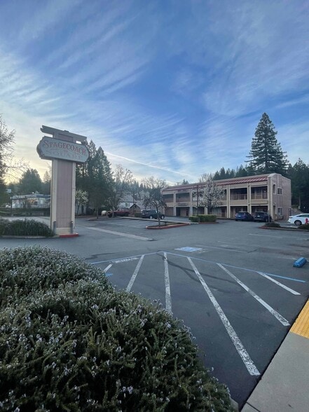 1166 Broadway, Placerville, CA for lease - Building Photo - Image 2 of 10