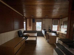 11 Scotia Pl, Falkirk for lease Interior Photo- Image 2 of 4