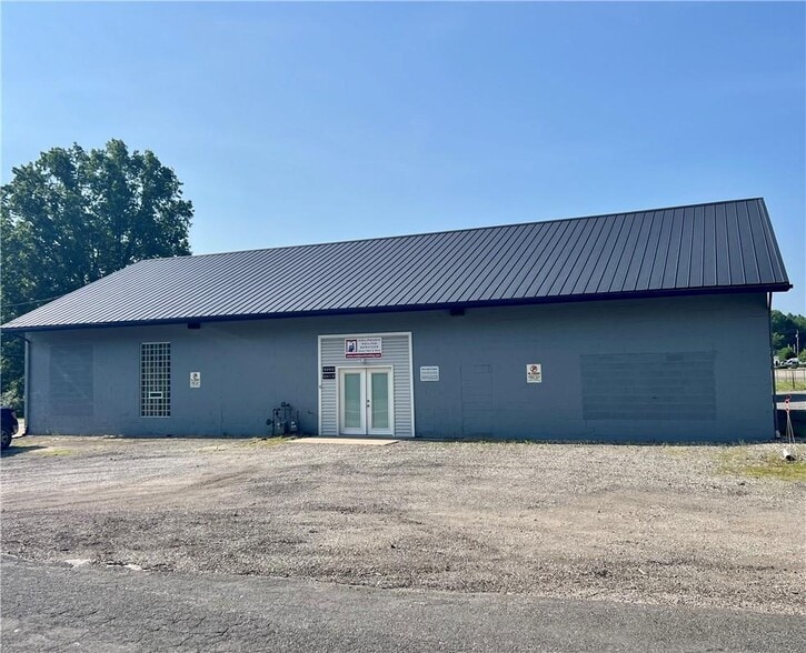 6203 Gladys St, Ravenna, OH for lease - Building Photo - Image 1 of 3