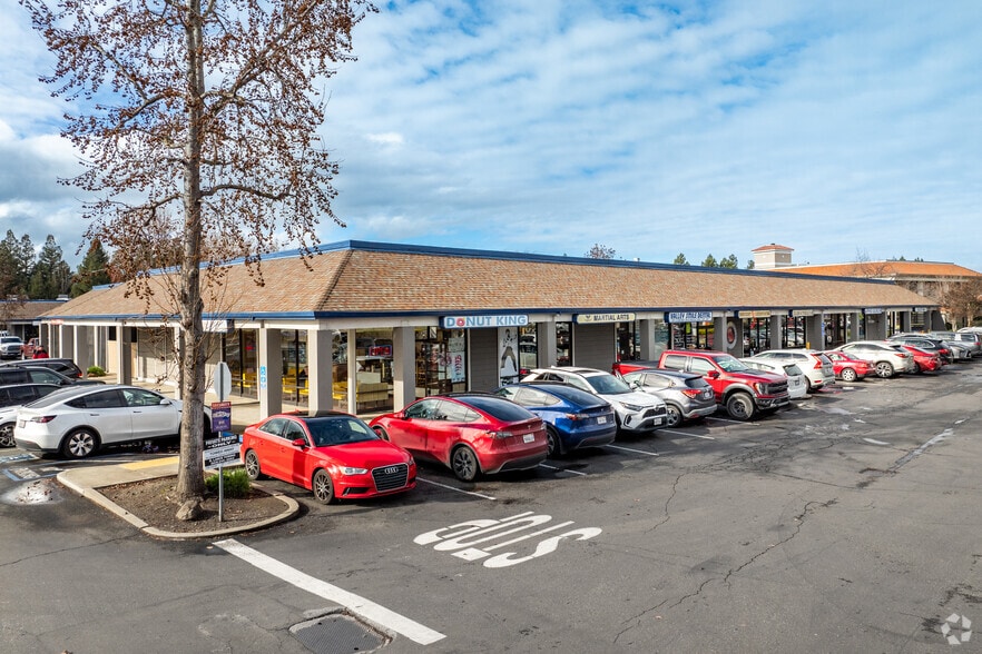 1807 E Santa Rita Rd, Pleasanton, CA for lease - Building Photo - Image 2 of 9