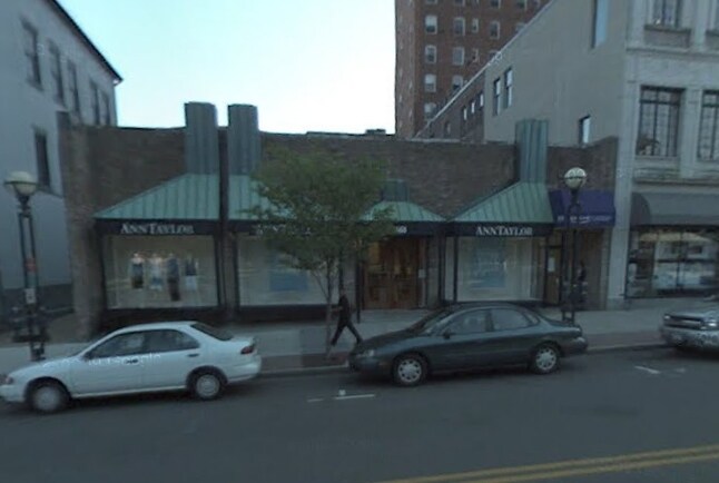 968 Chapel St, New Haven, CT à louer Photo principale- Image 1 de 8