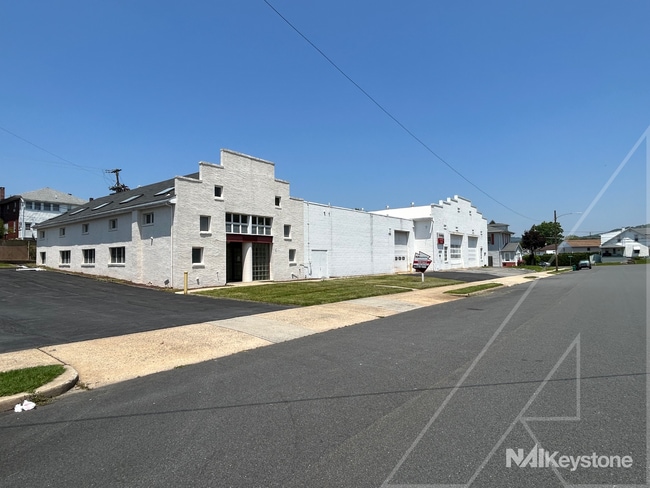 Plus de détails pour 1009 Brooke Blvd, Reading, PA - Commerce de détail à vendre