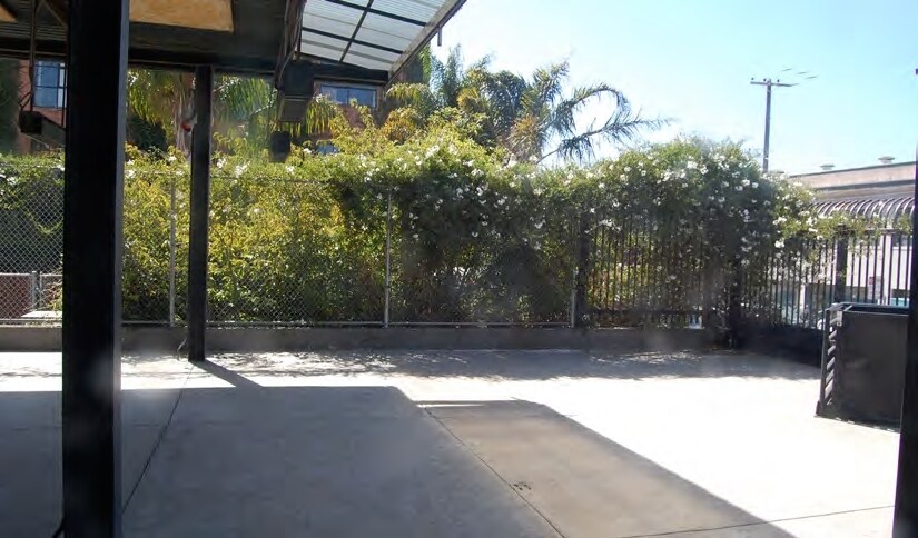 535 Florida St, San Francisco, CA à louer - Photo du bâtiment - Image 3 de 3