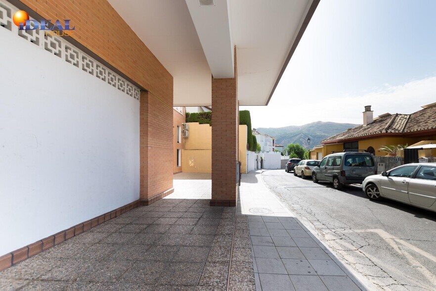 Retail in Cenes de la Vega for sale - Building Photo - Image 2 of 11