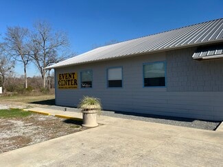 More details for 139 S Jackson St, Hawkinsville, GA - Sports & Entertainment for Sale