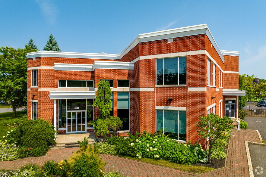 184 Rue De Normandie, Boucherville, QC à louer - Photo principale - Image 1 de 6