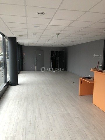 Retail in Nancy for sale - Interior Photo - Image 2 of 6