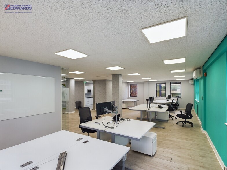 117 High St, Croydon à louer - Photo intérieure - Image 3 de 4