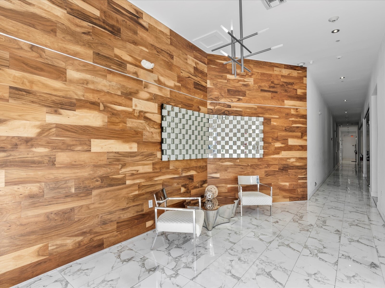 1231 14th St, Miami Beach, FL for lease Interior Photo- Image 1 of 11