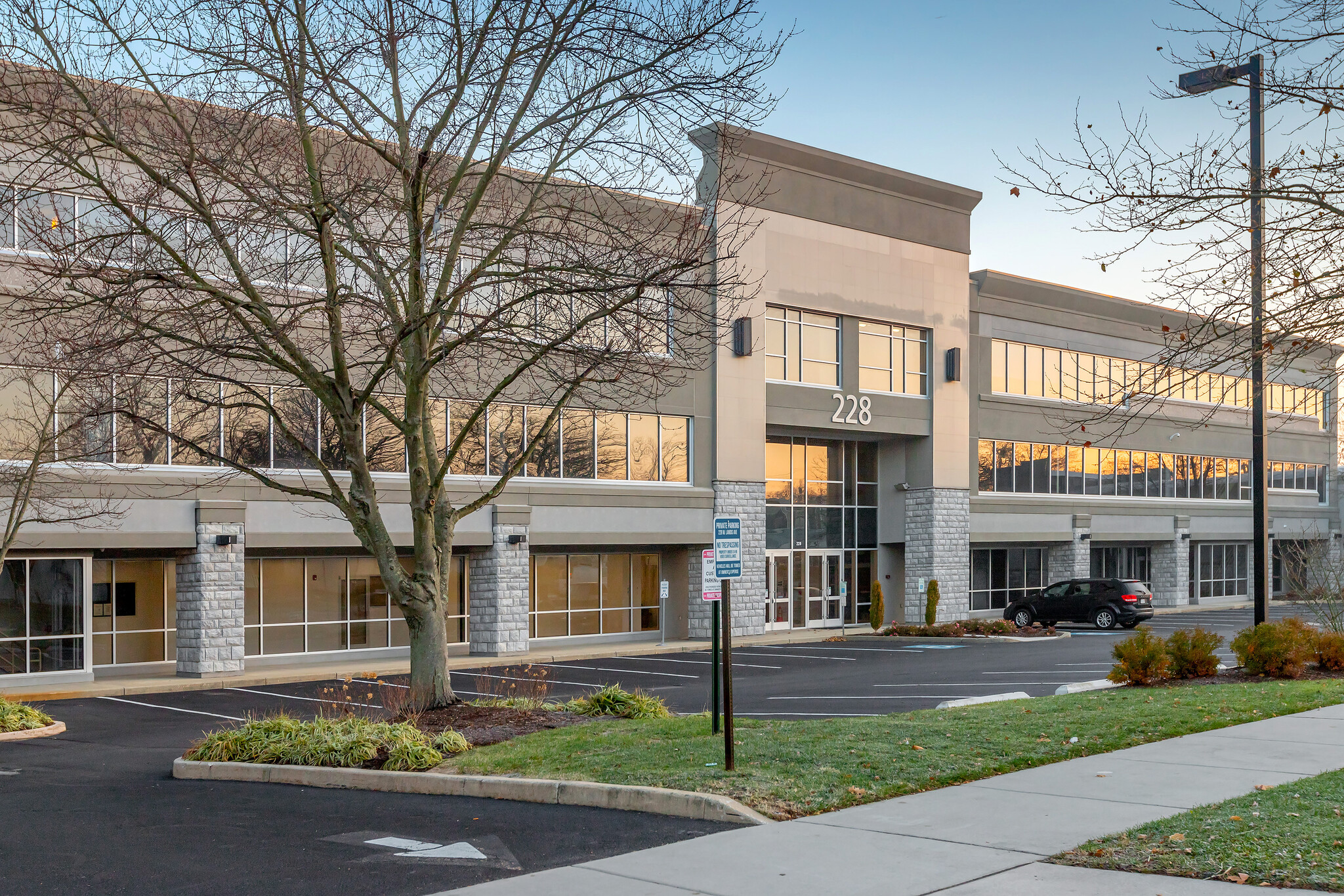 228 W Landis Ave, Vineland, NJ for lease Building Photo- Image 1 of 7