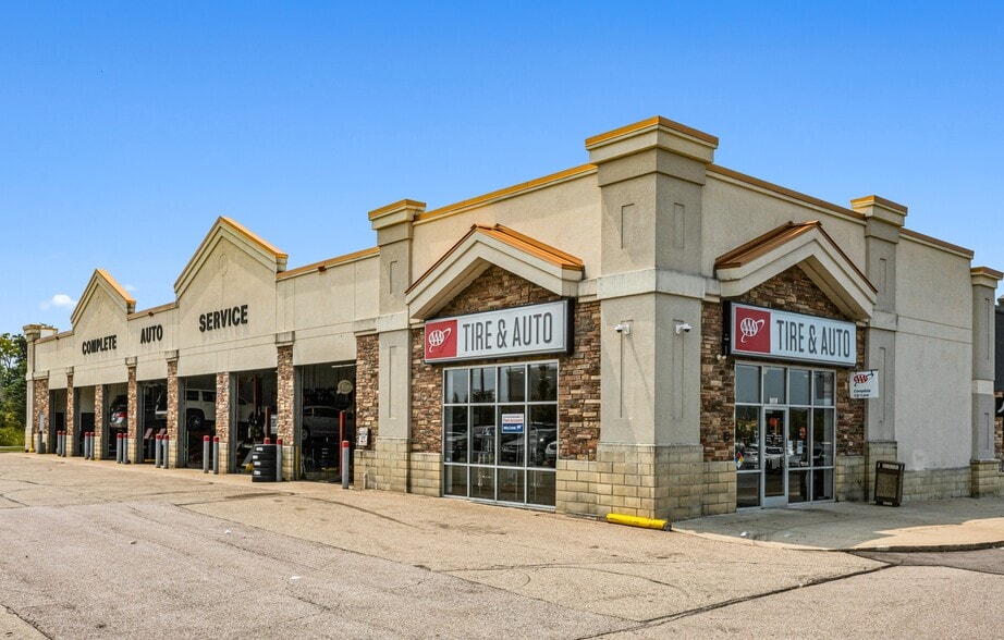 3663 Stone Creek Blvd, Cincinnati, OH for sale - Building Photo - Image 1 of 6