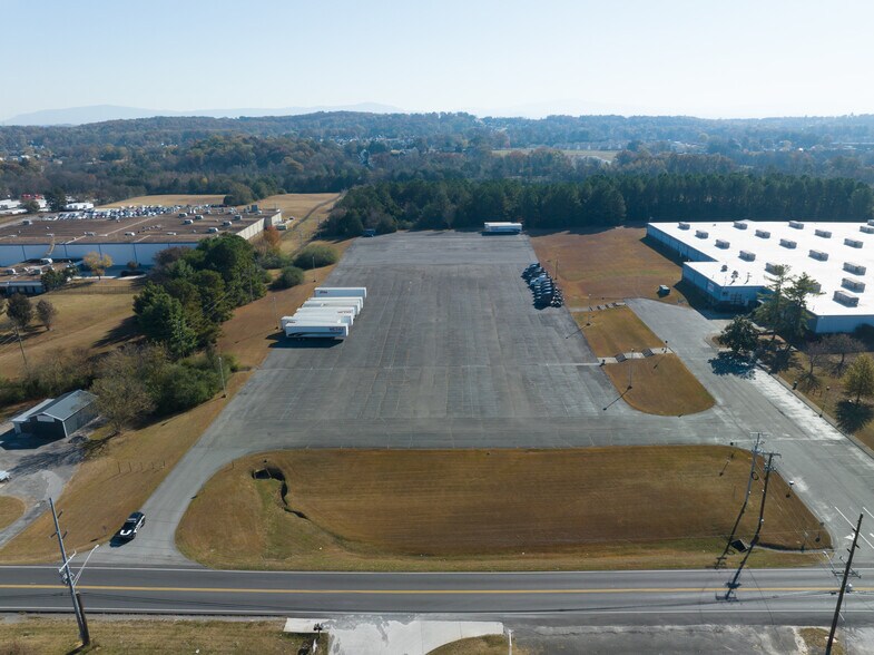 3800 Old Tasso Rd NE, Cleveland, TN à louer - Photo du bâtiment - Image 3 de 3