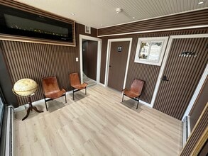 144 Grove Ave, Cedarhurst, NY for lease Interior Photo- Image 1 of 3