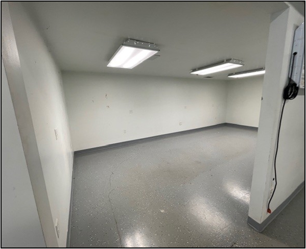 1020 Runnion Ave, Fort Wayne, IN for lease - Building Photo - Image 2 of 6