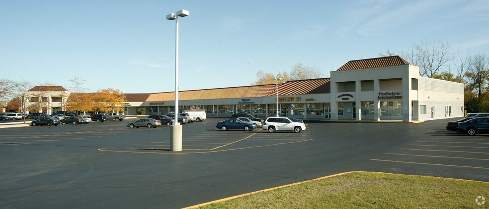 15 Commerce Dr, Grayslake, IL for lease - Primary Photo - Image 1 of 1