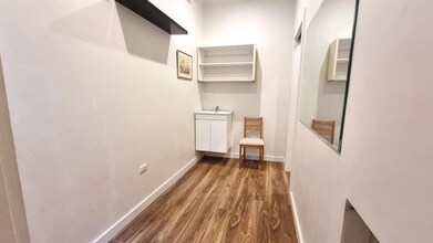 2 Fisher Road, Dee Why for lease Interior Photo- Image 1 of 4