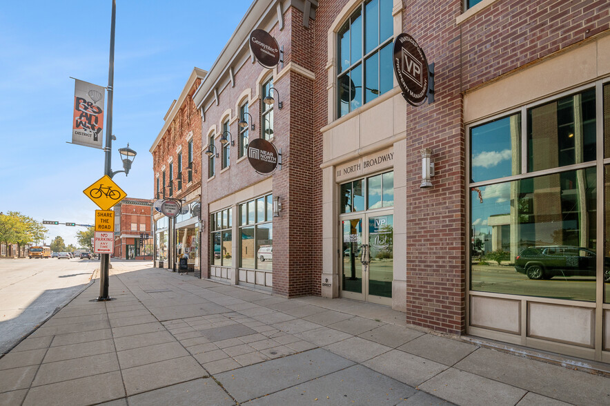 111 N Broadway St, Green Bay, WI for sale - Building Photo - Image 2 of 32