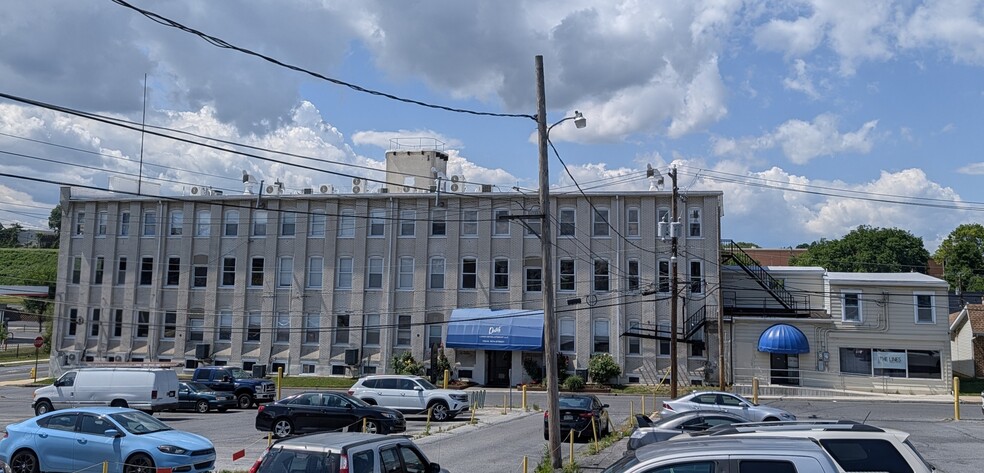 725-729 N 15th St, Allentown, PA for sale - Building Photo - Image 2 of 10