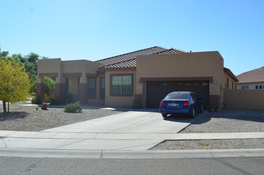 83rd & Glendale, Glendale, AZ à vendre - Photo du bâtiment - Image 2 de 2