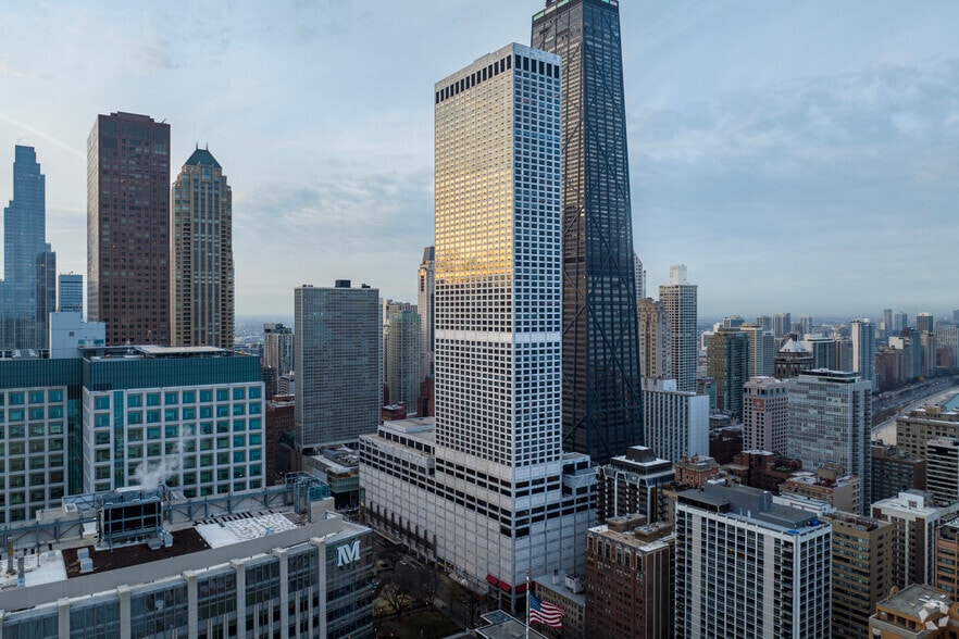 845 N Michigan Ave, Chicago, IL for lease - Building Photo - Image 2 of 6