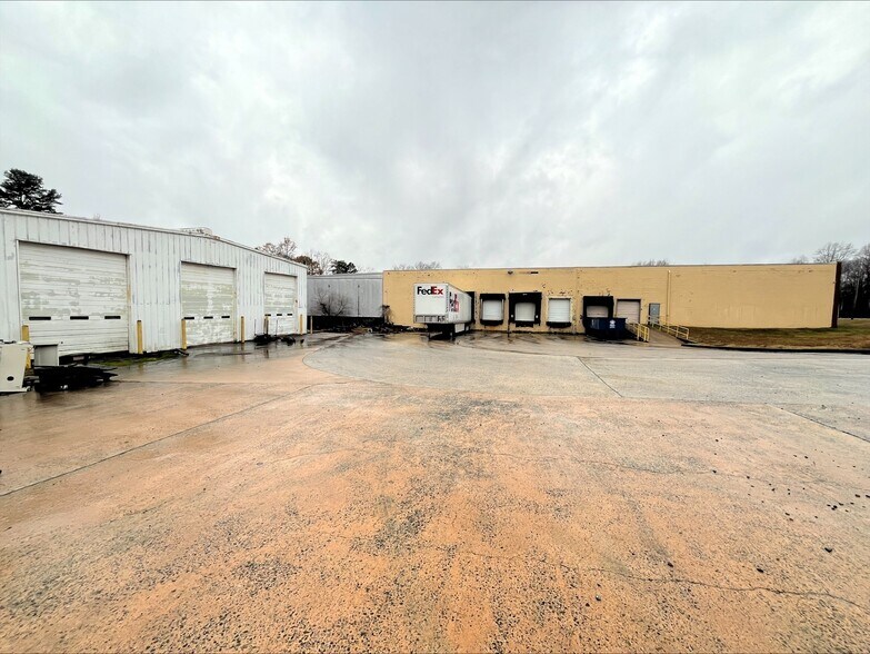 303 Albemarle St, Lexington, NC à louer - Photo du bâtiment - Image 3 de 5