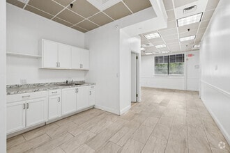 949-955 Yonkers Ave, Yonkers, NY for lease Interior Photo- Image 1 of 1