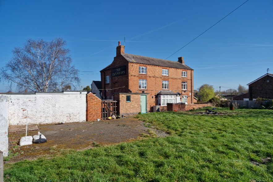 28 Thorpe Acre Rd, Loughborough à vendre - Photo du bâtiment - Image 2 de 2
