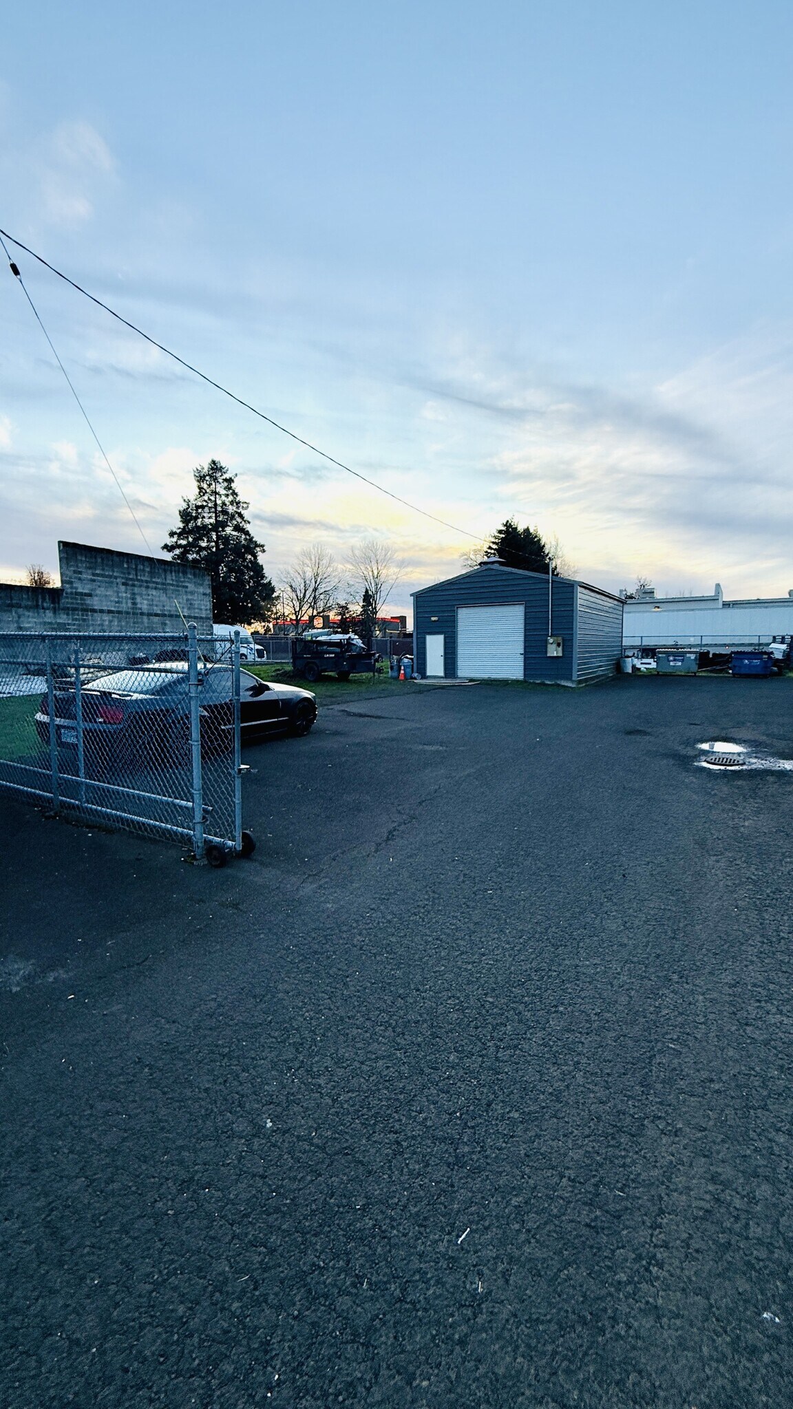 201 NE Polk Station Rd, Dallas, OR for lease Interior Photo- Image 1 of 4