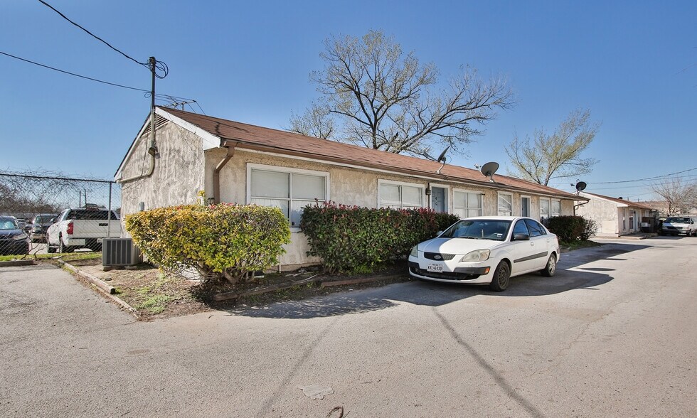 12302 Boreas Dr, Houston, TX for sale - Building Photo - Image 1 of 34