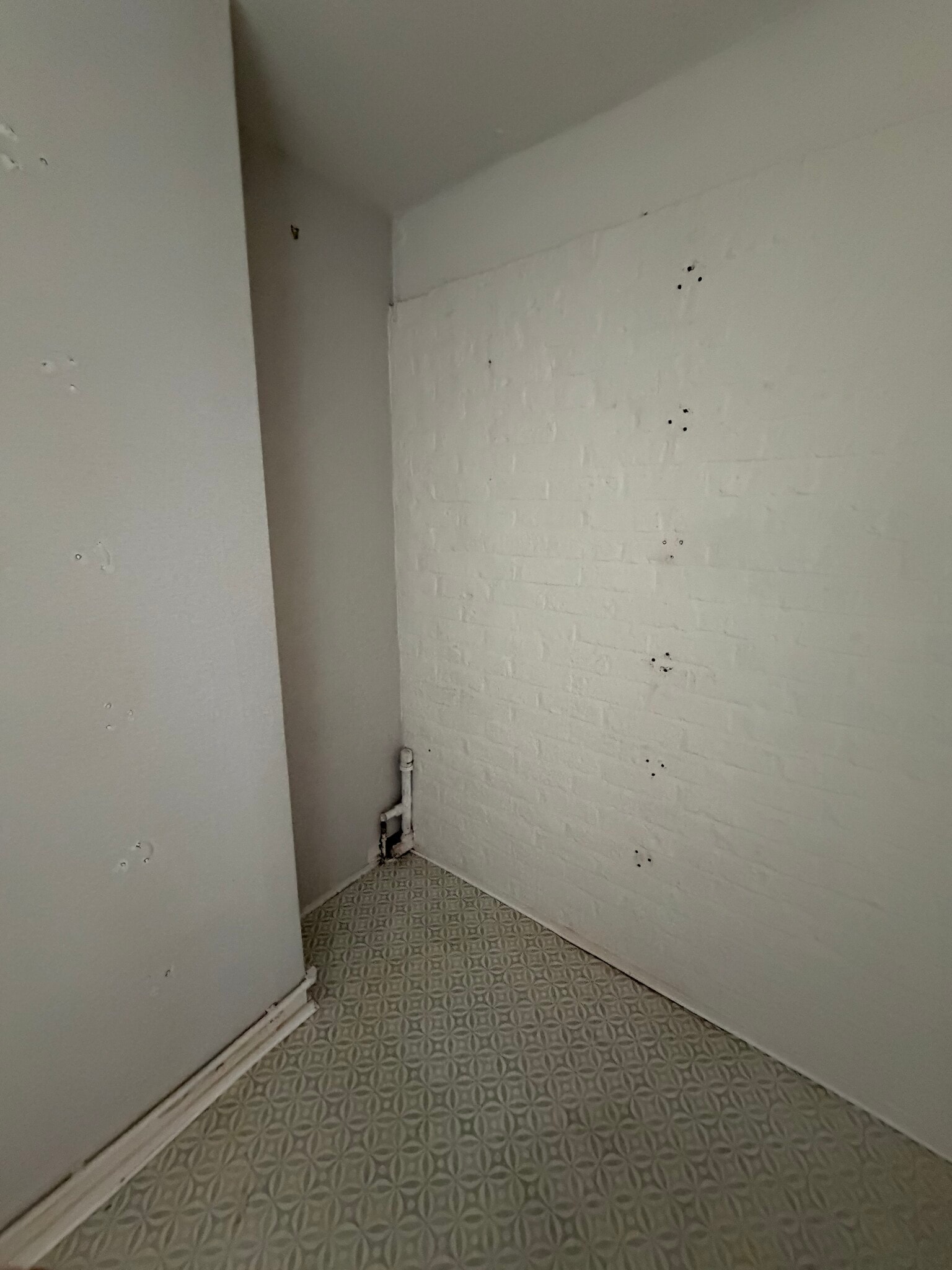 Mill St, Macclesfield for lease Interior Photo- Image 1 of 5