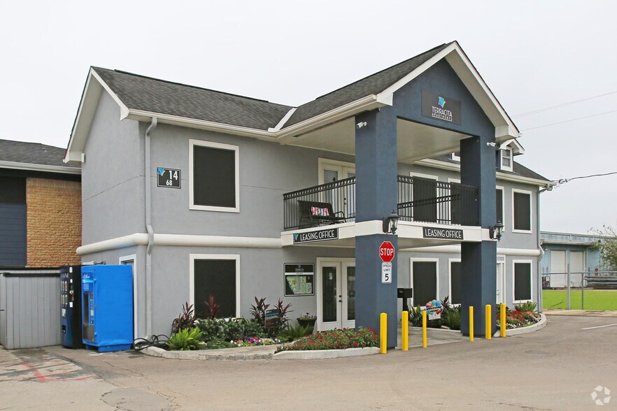 801 S Allen Genoa Rd, South Houston, TX à vendre - Photo du bâtiment - Image 2 de 39