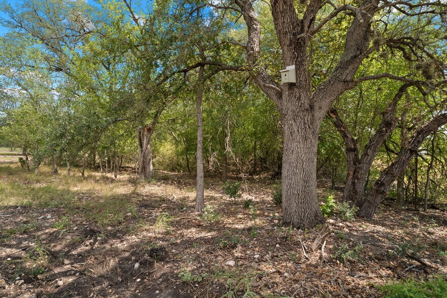 00 Hwy 90 W, Castroville, TX à vendre - Photo du bâtiment - Image 2 de 13