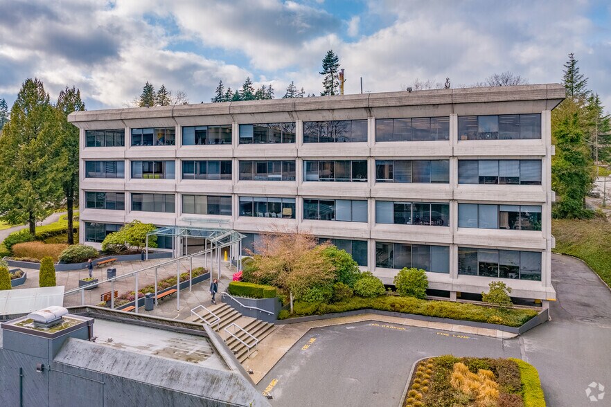 6450 Roberts St, Burnaby, BC for lease - Primary Photo - Image 1 of 6