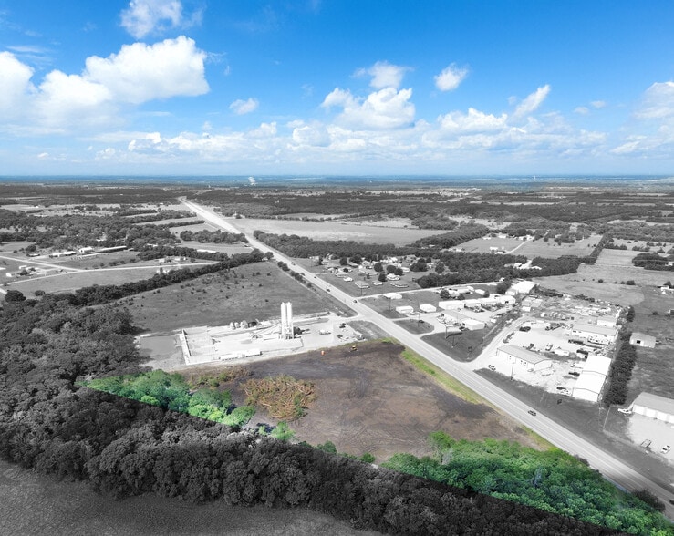 State Highway 121, Trenton, TX for lease - Building Photo - Image 2 of 6