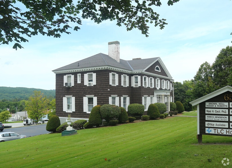 65 N Main St, Rutland, VT à louer - Photo du bâtiment - Image 2 de 3