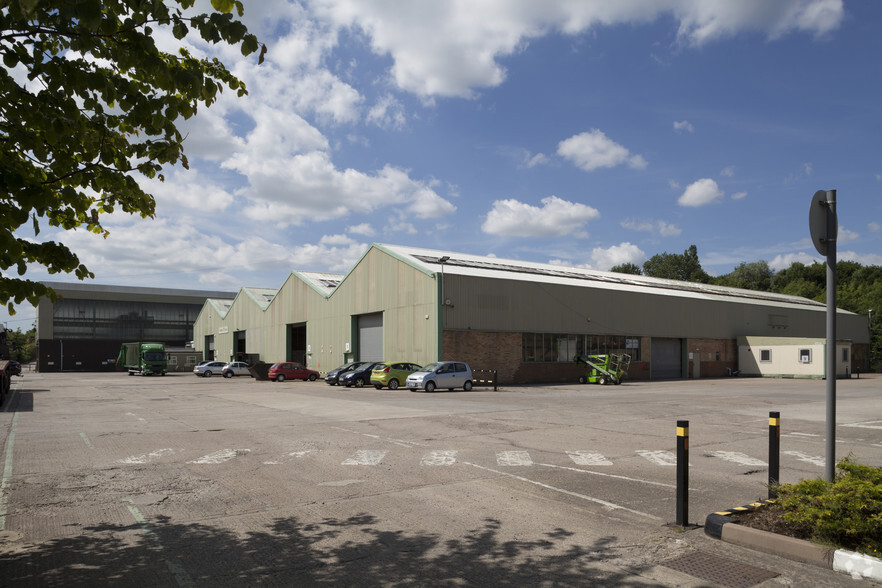 Jowett Way, Newton Aycliffe à louer - Photo principale - Image 1 de 11