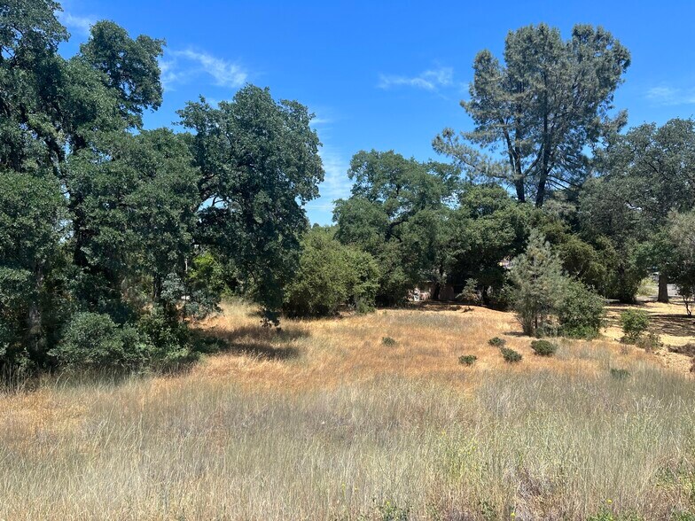 Lincoln way, Auburn, CA for sale - Building Photo - Image 2 of 5