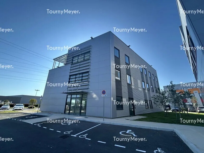 Flex in Montpellier for lease - Building Photo - Image 2 of 7