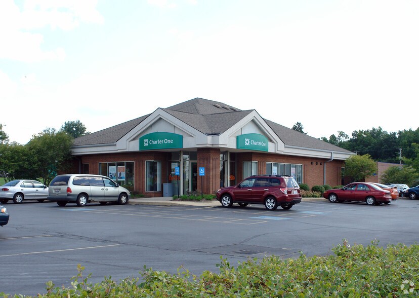 1504 Canton Rd, Akron, OH for sale - Primary Photo - Image 1 of 2