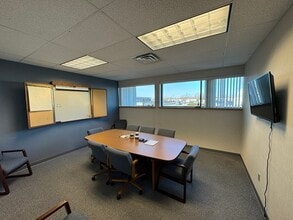 2362 Industrial Dr, Neenah, WI for lease Interior Photo- Image 1 of 6