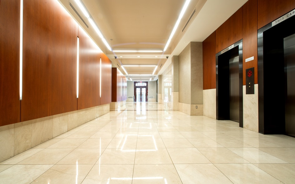 1424 K St NW, Washington, DC for lease - Lobby - Image 3 of 3